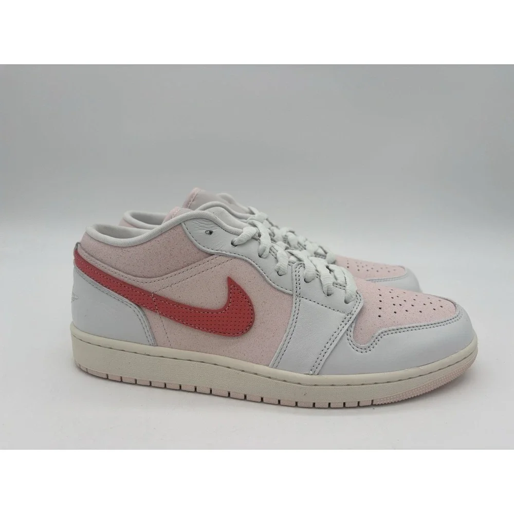 Wmn's 11.5  / Men's 10- Nike Jordan 1 Strawberry Milkshake IB8156-133 No Box Lid
